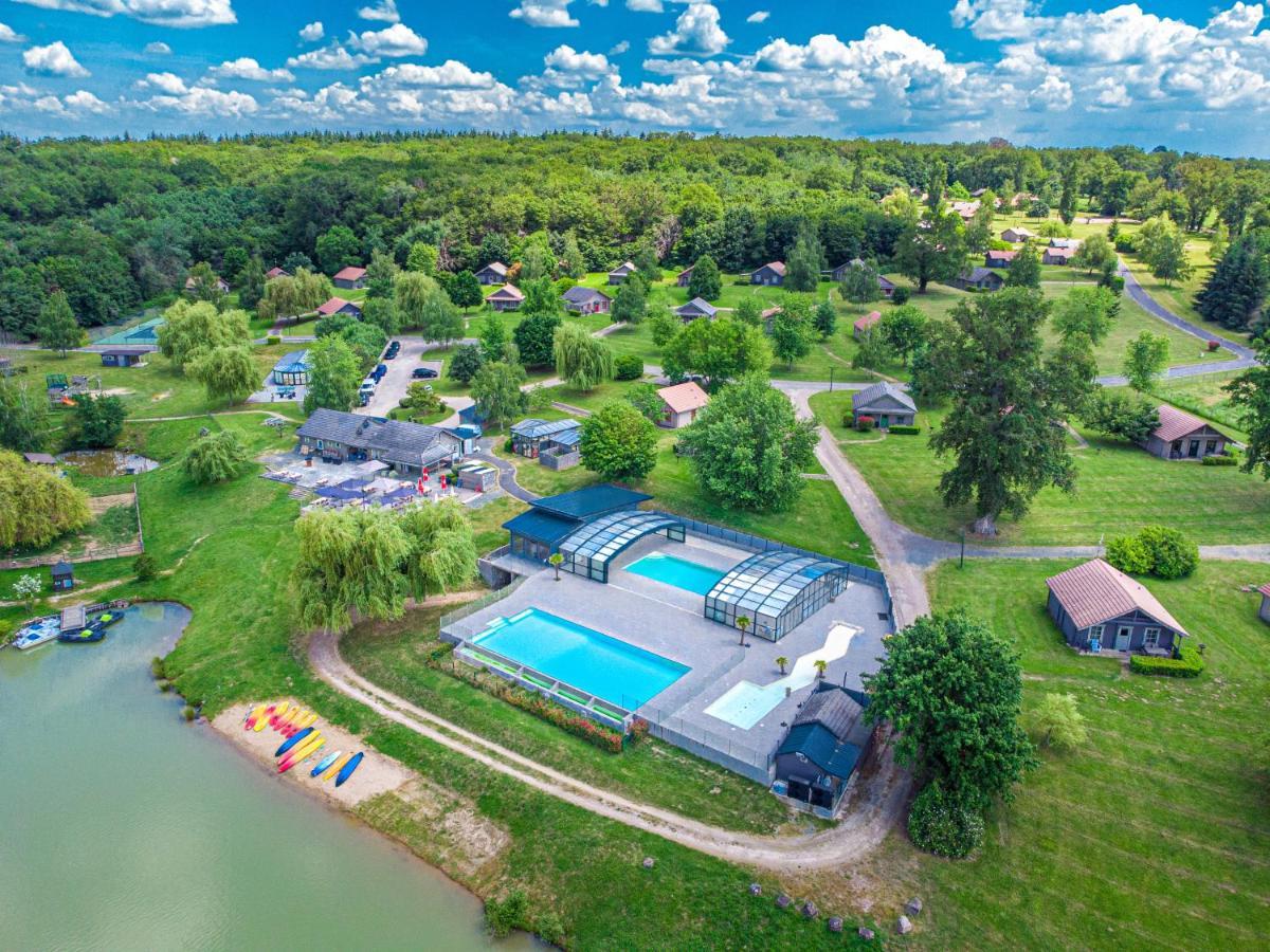 Готель Le Camping Grand Cerf Gimouille Екстер'єр фото
