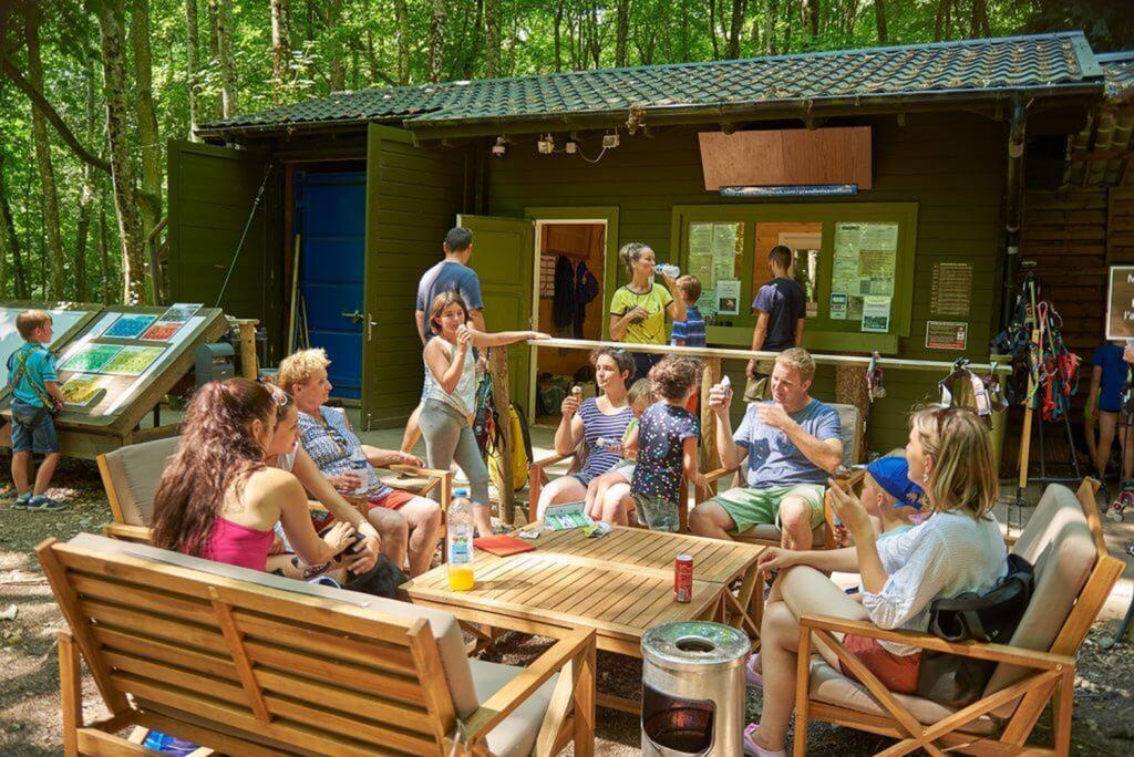 Готель Le Camping Grand Cerf Gimouille Екстер'єр фото