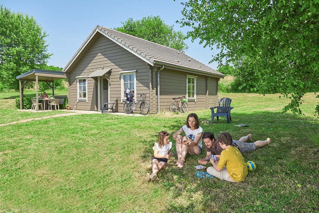 Готель Le Camping Grand Cerf Gimouille Екстер'єр фото
